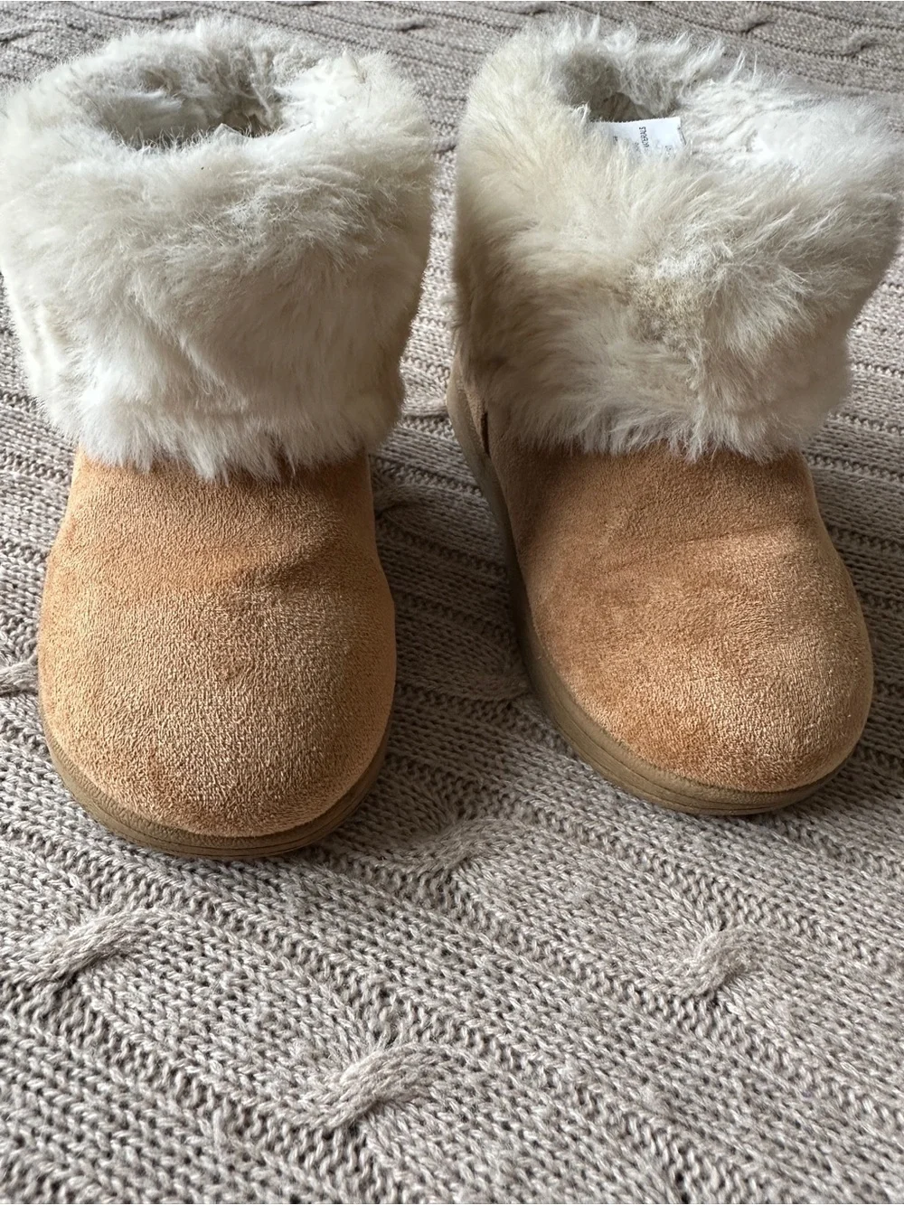 EUC Thereabouts Toddler Girl Faux Fur Lil Kaylee Winter Booties, Cognac, Size 7